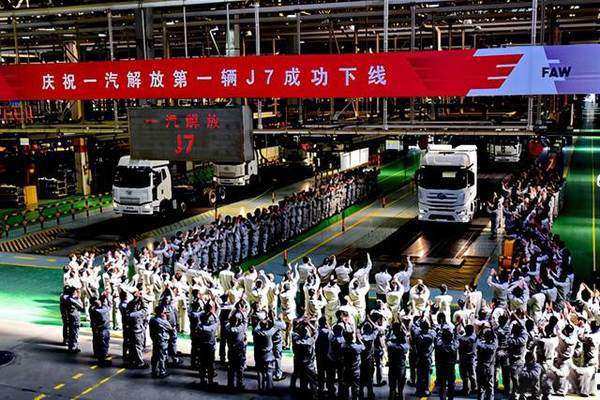 元览科普：解放卡车的峥嵘岁月辉煌篇