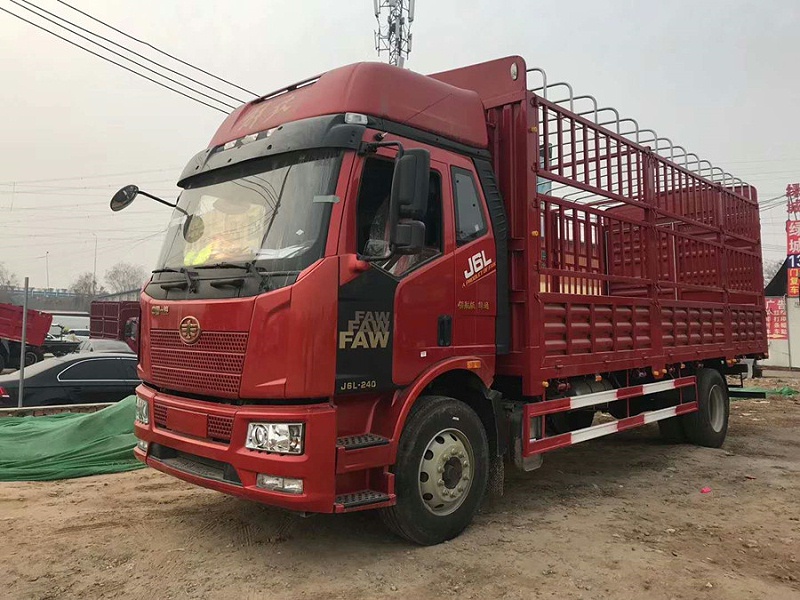 元览卡车解放高栏车