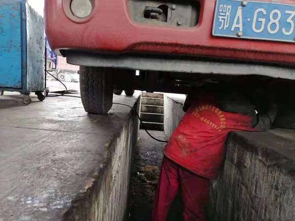 元览科普：换轮胎不想花冤枉钱 这些知识必须知道