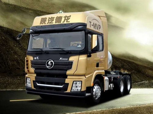 元览品鉴：德龙X3000危险品运输车，临危不乱全靠实力!